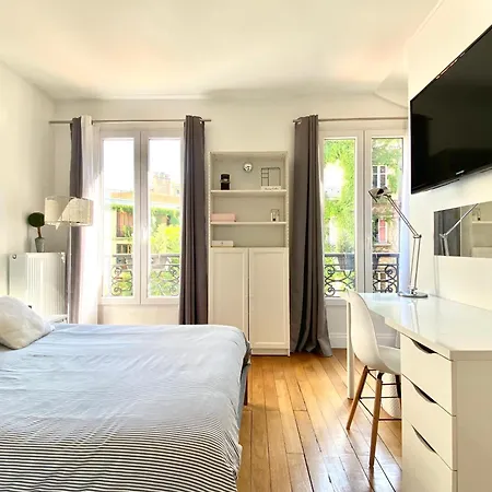 Lesparisnormands - Le Duplex De La Reine, Proche Parc Des Expositions Porte De Versailles Et Tour Eiffel Apartment *